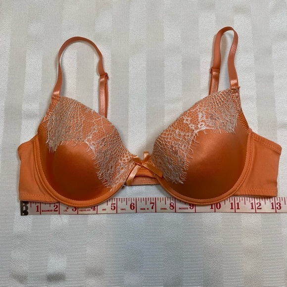 Fredricks of Hollywood Bra Size 34C Orange with Frilly Lace Accent RN#73120 - Picture 3 of 8